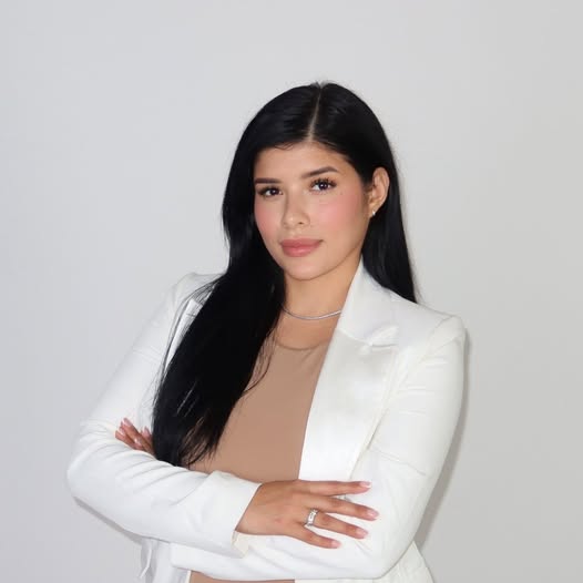 Sacramento Realtor Oyuki Martinez portrait