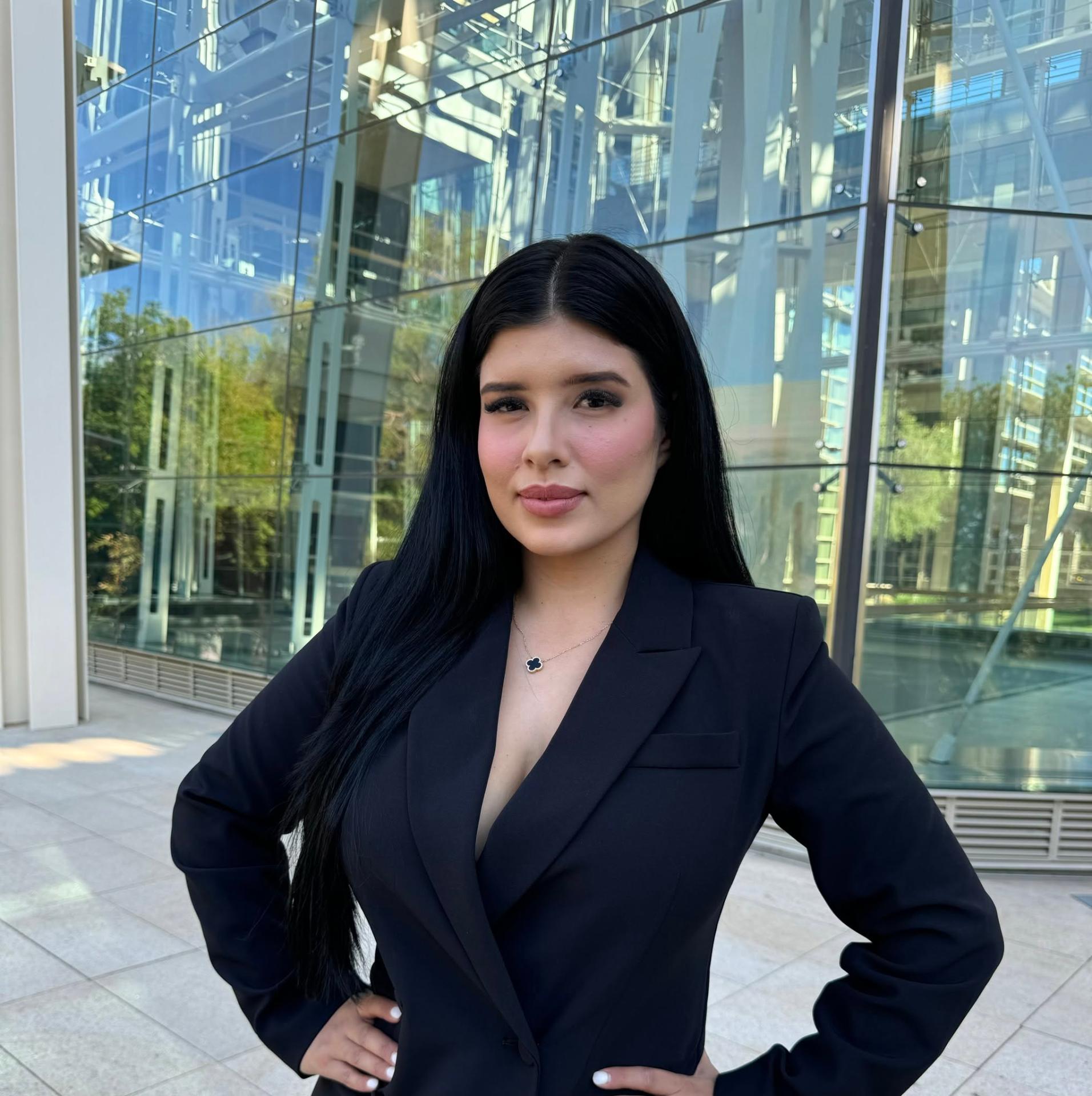 Sacramento Realtor Oyuki Martinez portrait